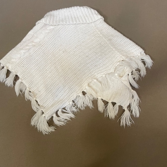 Shawl - Picture 2 of 4